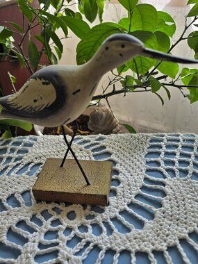Vintage Carved Wood Shorebird Small 7" Decoy Folk Art Metal Legs on Stand